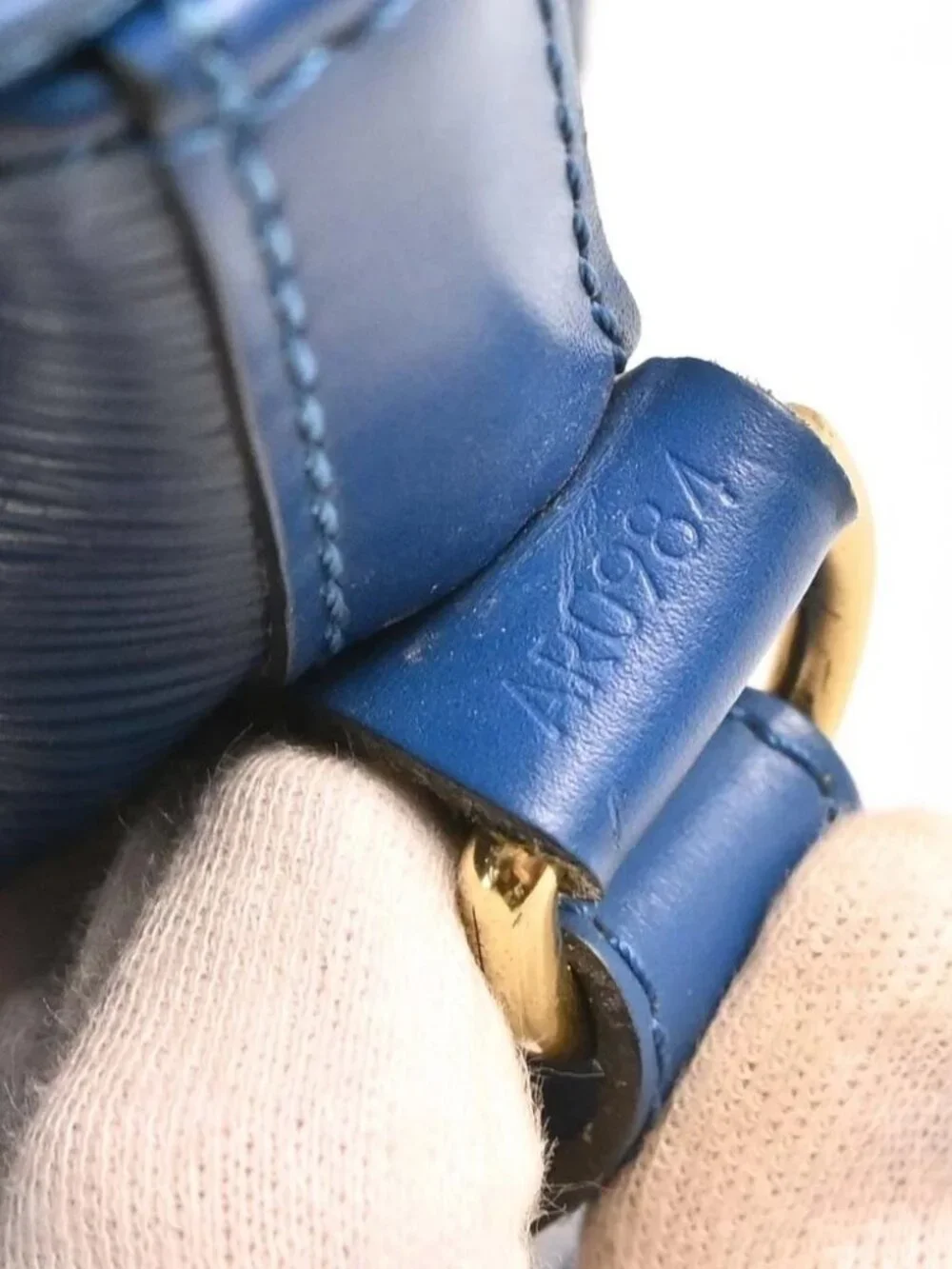 LOUIS VUITTON BLUE EPI NOE SHOULDER BAG
